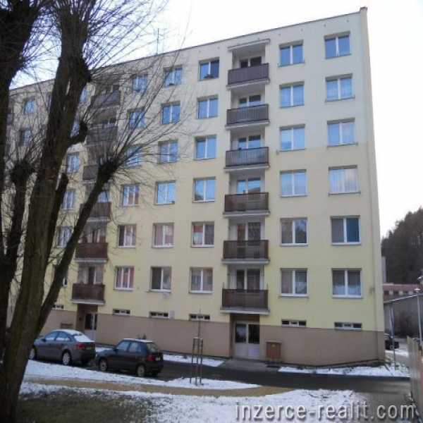 Prodej bytu 3+1, 69 m2 s balkónem, Úpice